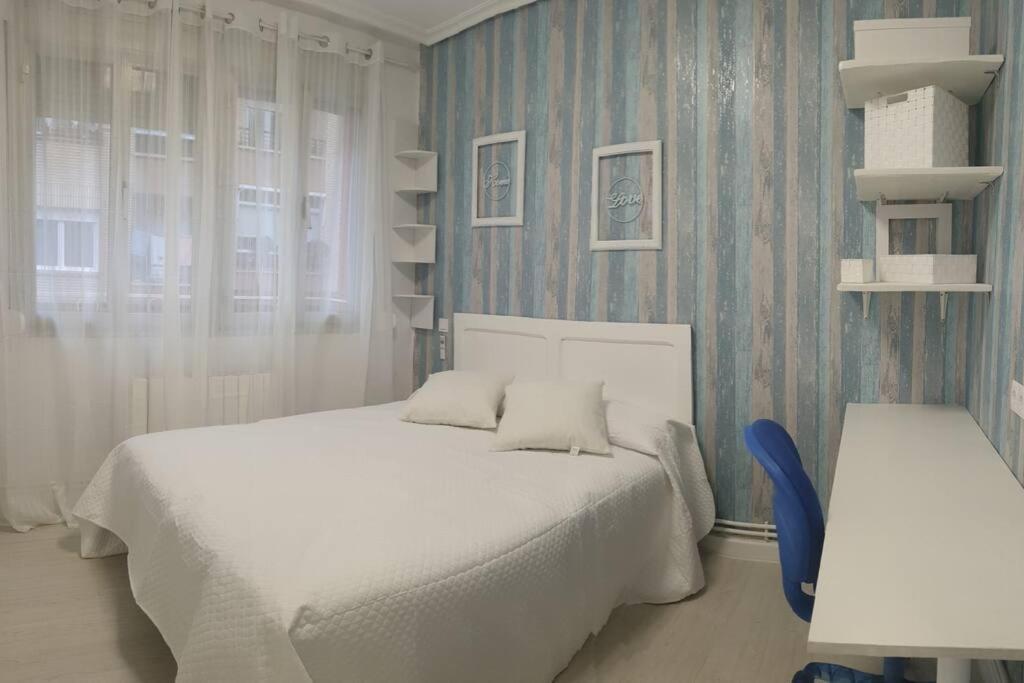 Apartamento Eguzkilore. Logrono Bagian luar foto